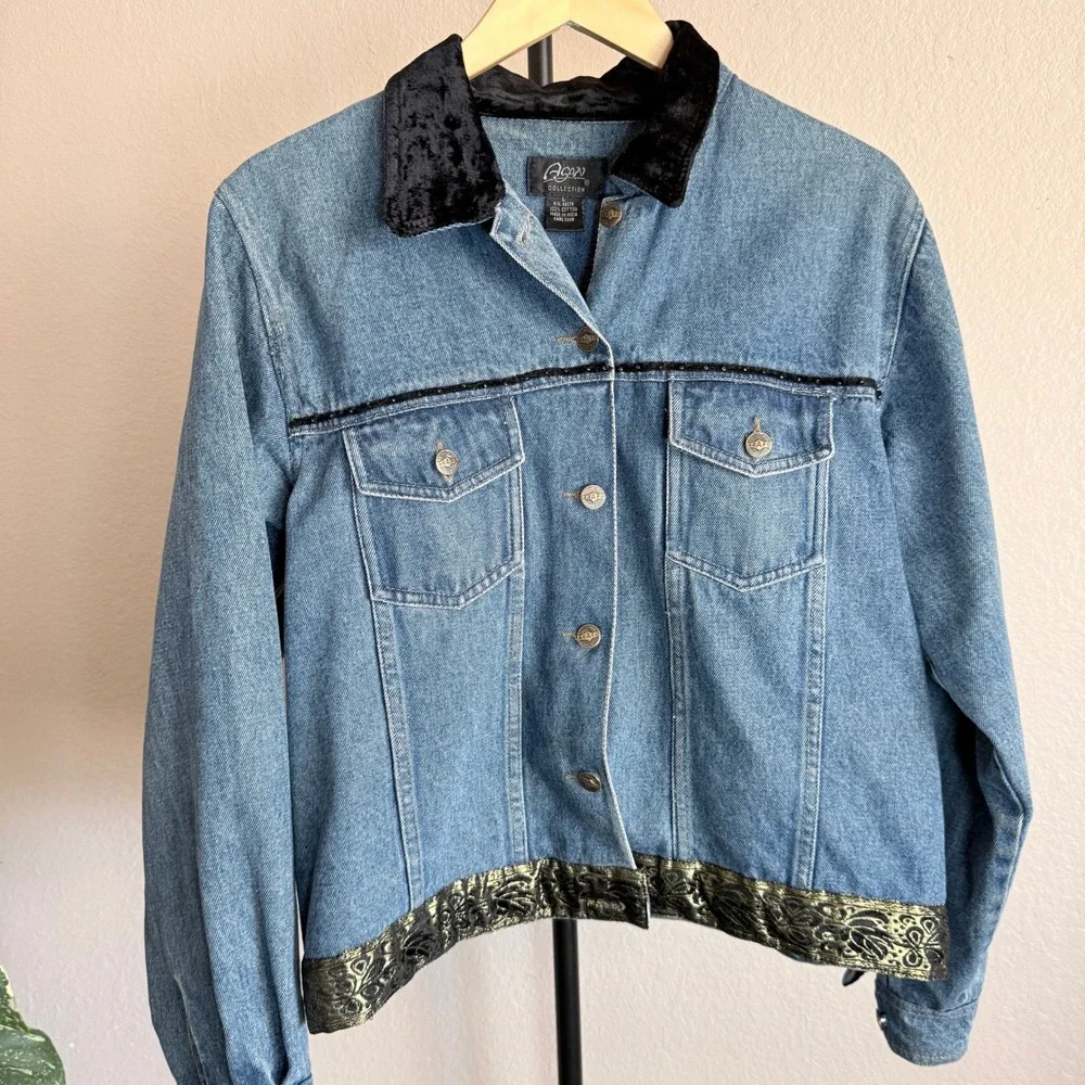 Vintage‎ 90s Western Denim Jacket Women's L Gold Ribbon Velvet Trim